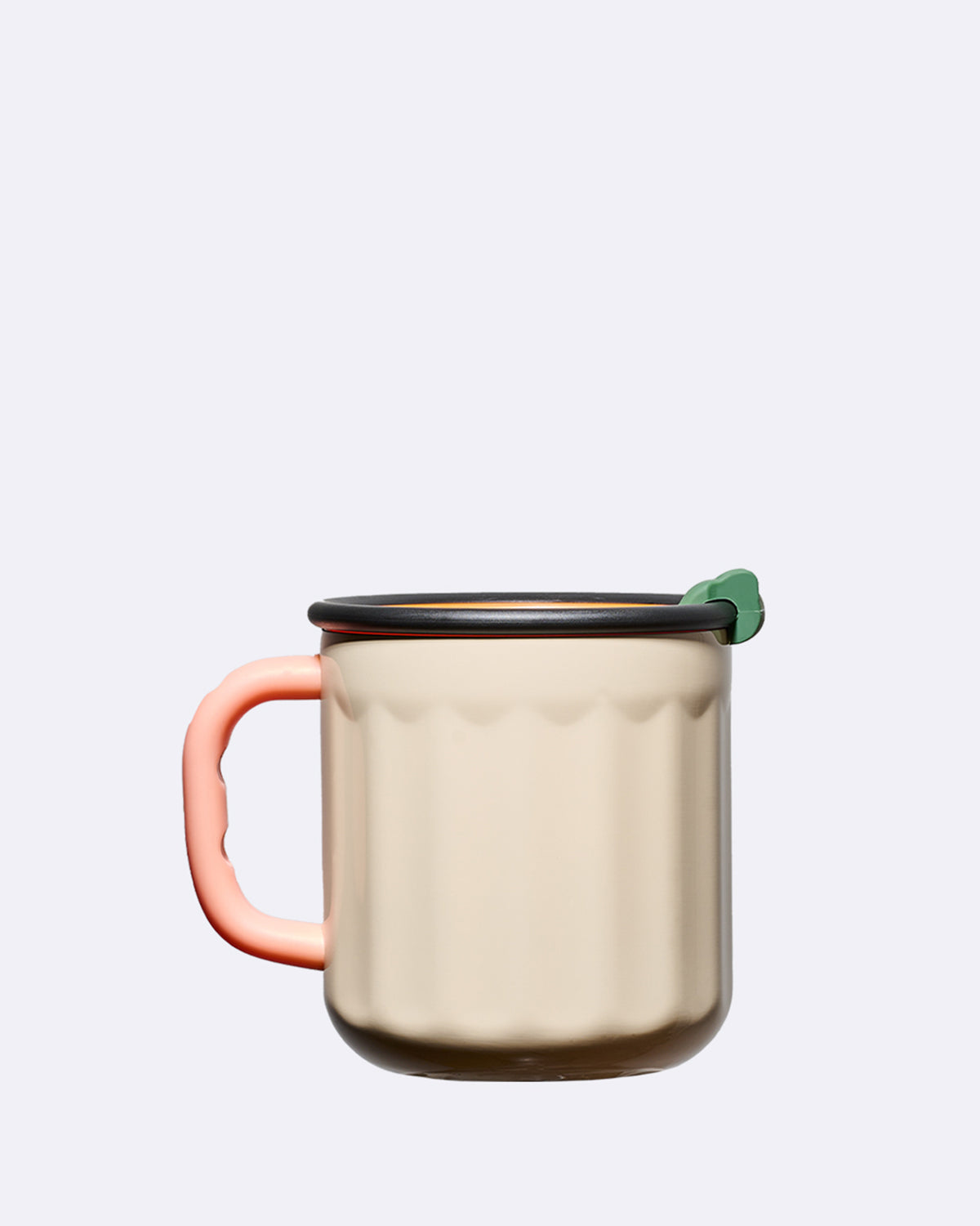 Verschließbare Kaffeetasse in Beige