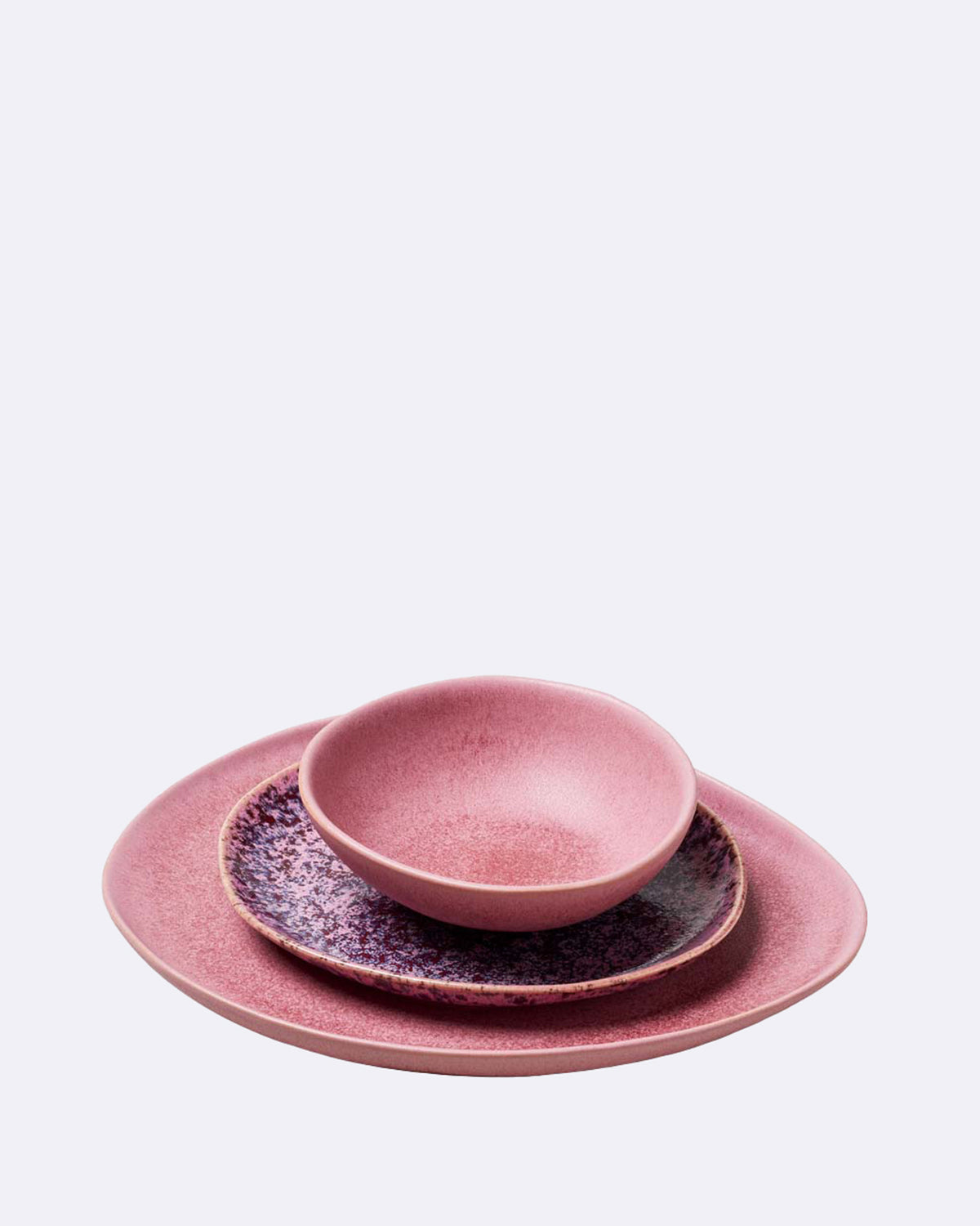 Tellerset in drei unterschiedlichen Größen in rosa und violett