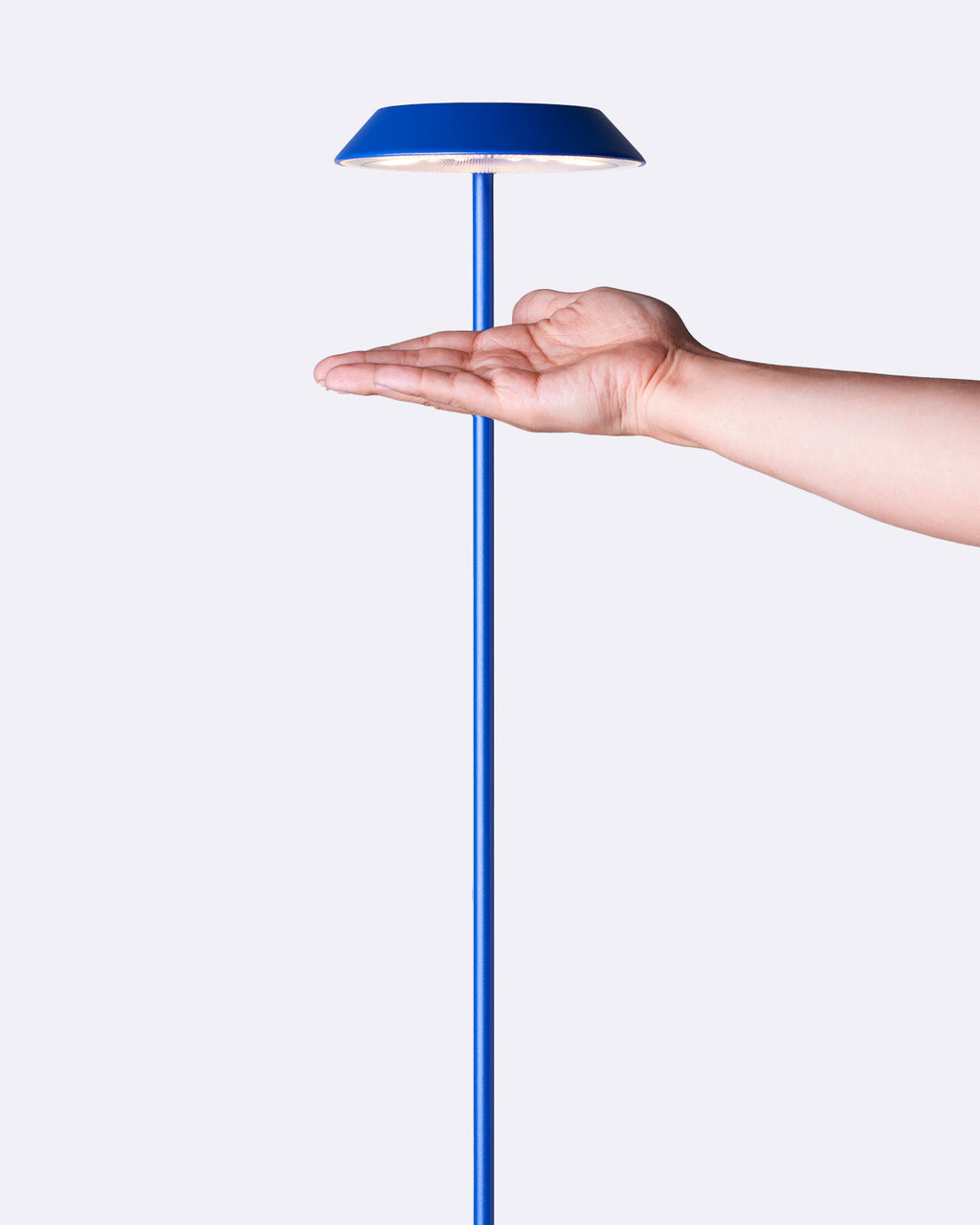 fortuna floor lamp - blue majorelle
