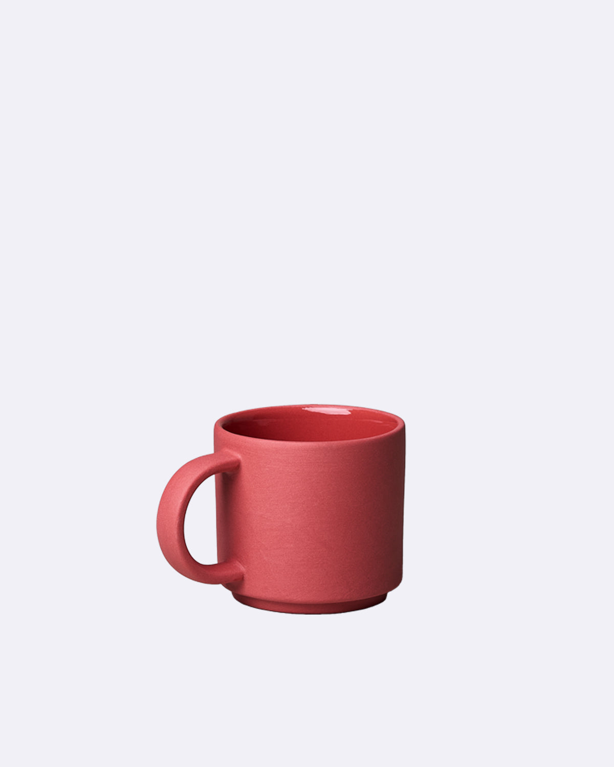 Espressotasse aus Porzellan in sattem Rot ohne sichtbaren Schriftzug