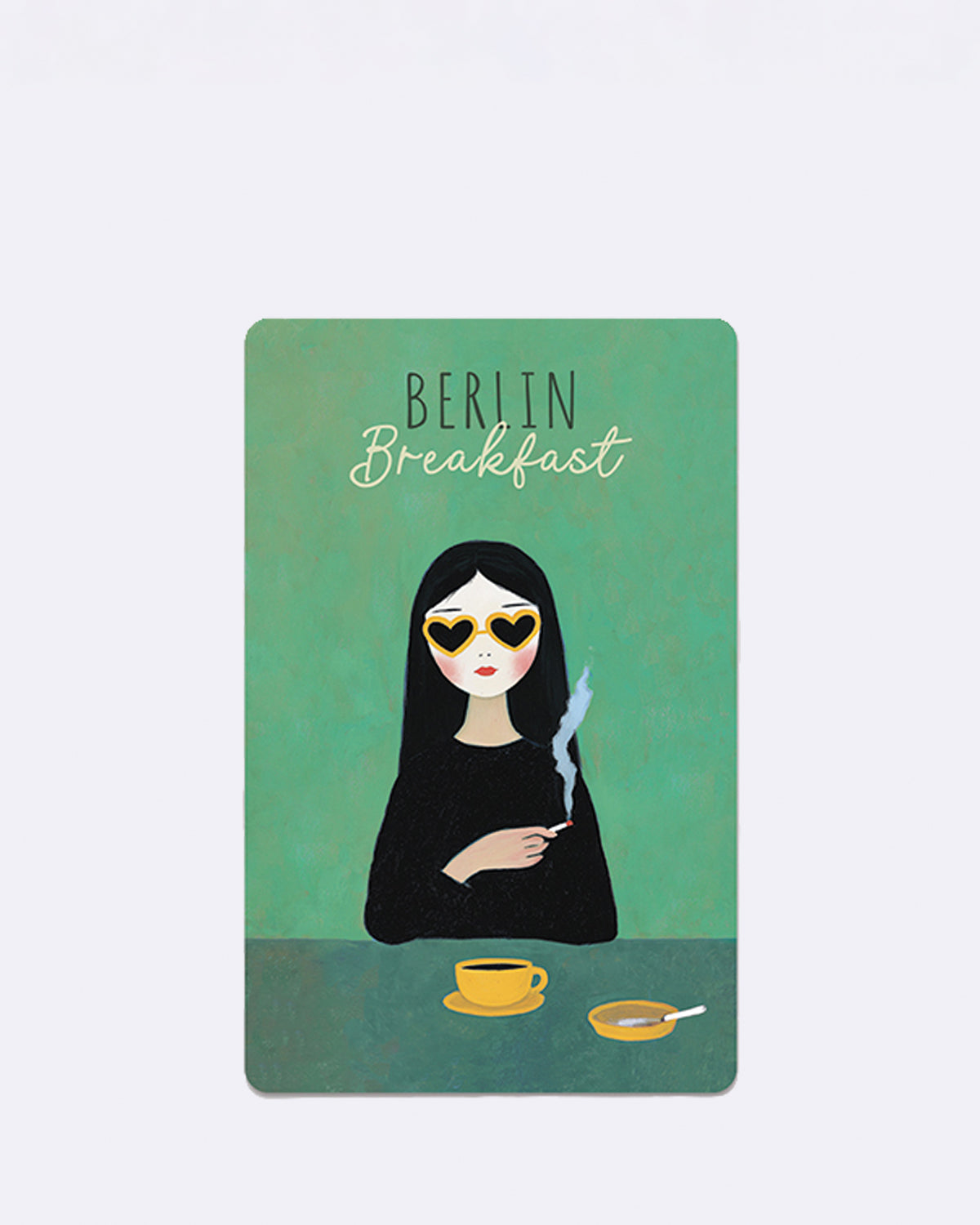Mini Postkarte mit Illustration einer Frau und gelber Tasse, Schriftzug "BERLIN Breakfast"